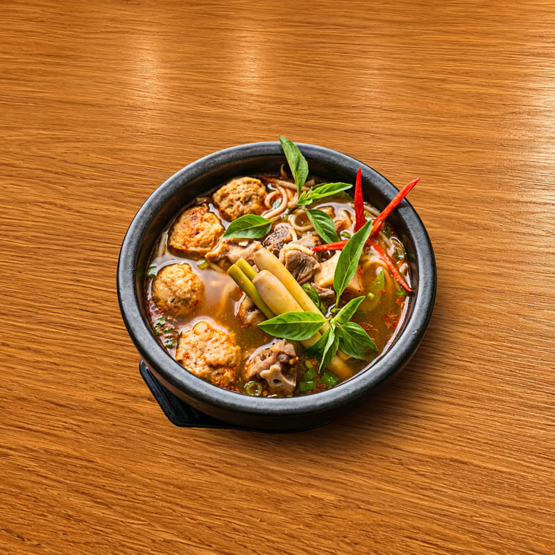 BÚN BÒ HUẾ TRUYỀN THỐNG -Traditional Bun Bo Hue